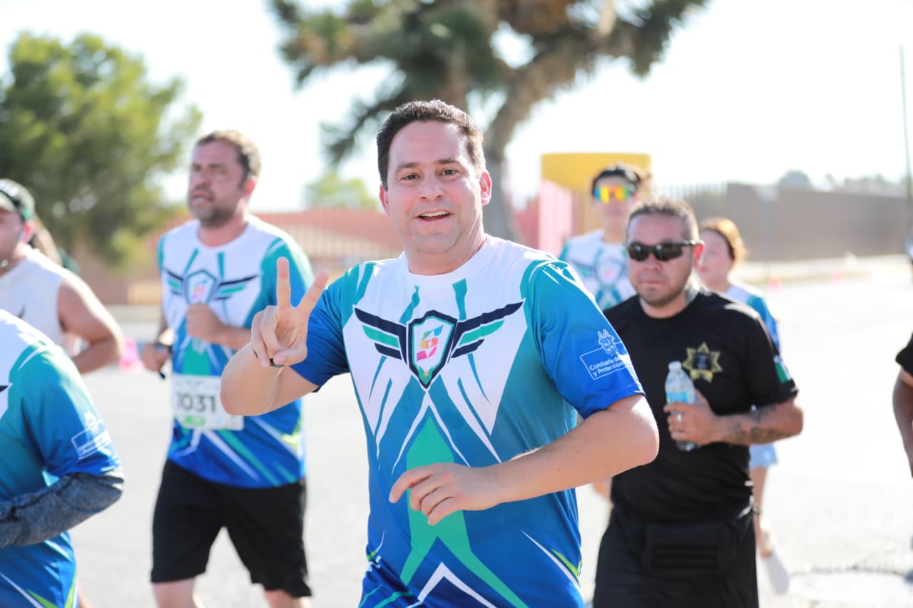 Corre Javier Díaz la “Carrera 5K Unidos por la Seguridad”