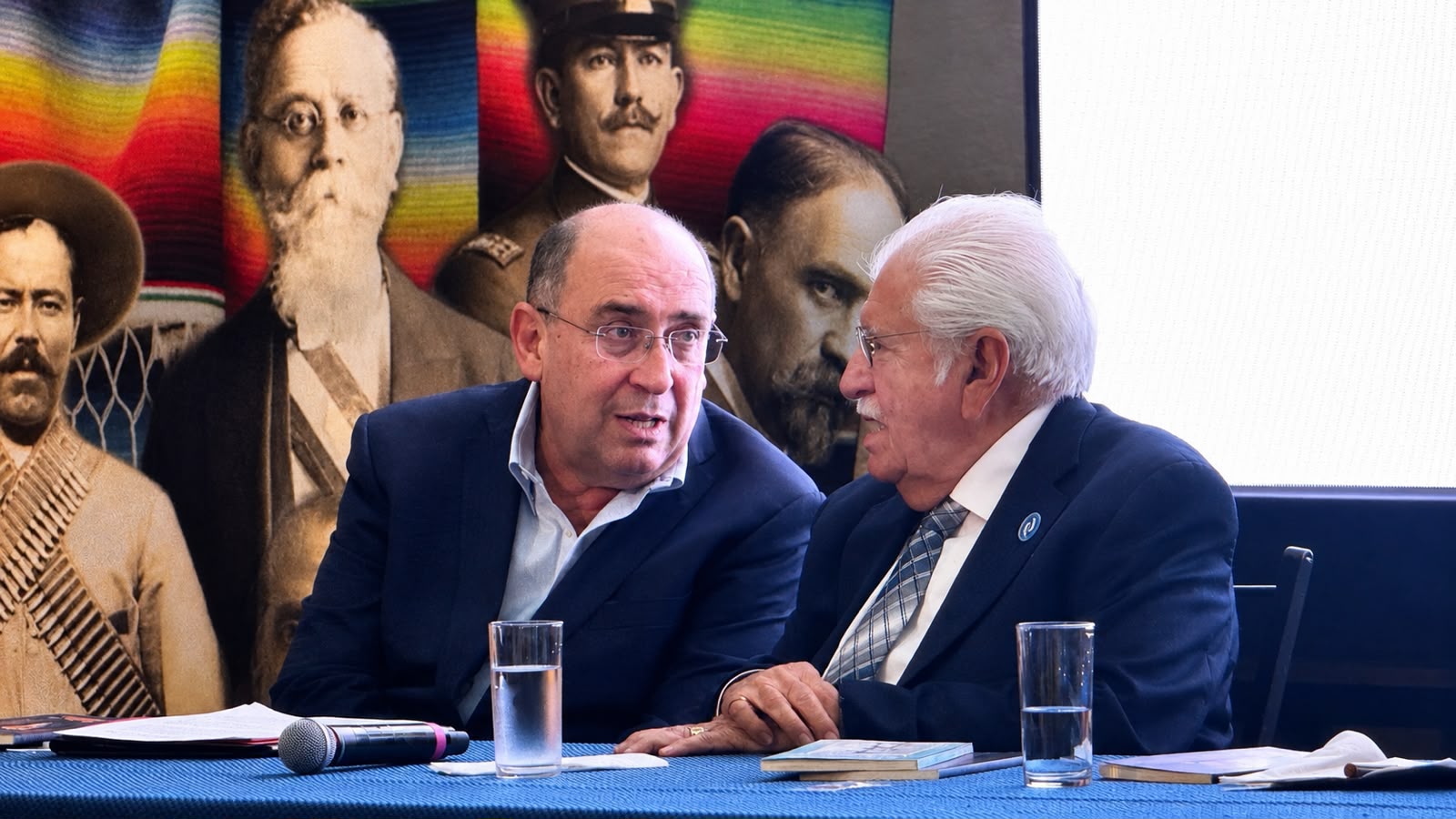A sus 90 años, Felipe González presenta su segundo libro en Saltillo
