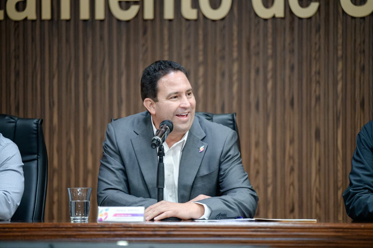 Junto al Gobernador Manolo Jiménez, todo el apoyo a deportistas: Javier Díaz