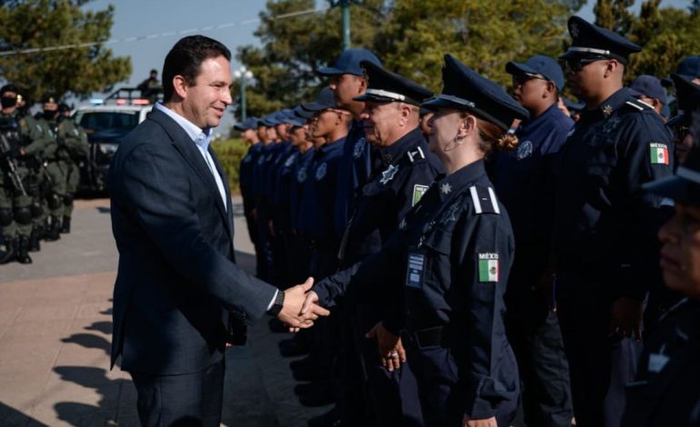 Anuncia Javier Díaz Infonavit para trabajadores de la Comisaría de Seguridad
