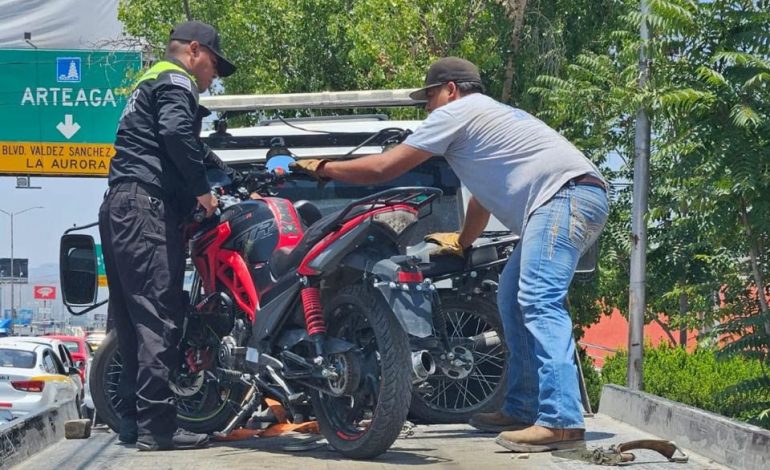 Aseguran sus motos; dueños no regresan