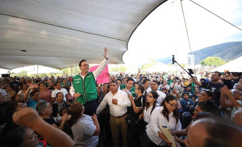 Arranca Manolo programa de leche, huevo y despensón