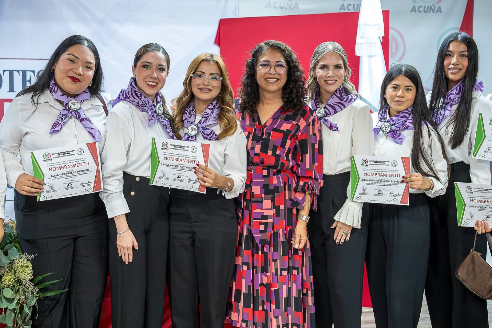 Impulsa ONMPRI autonomía económica de las mujeres